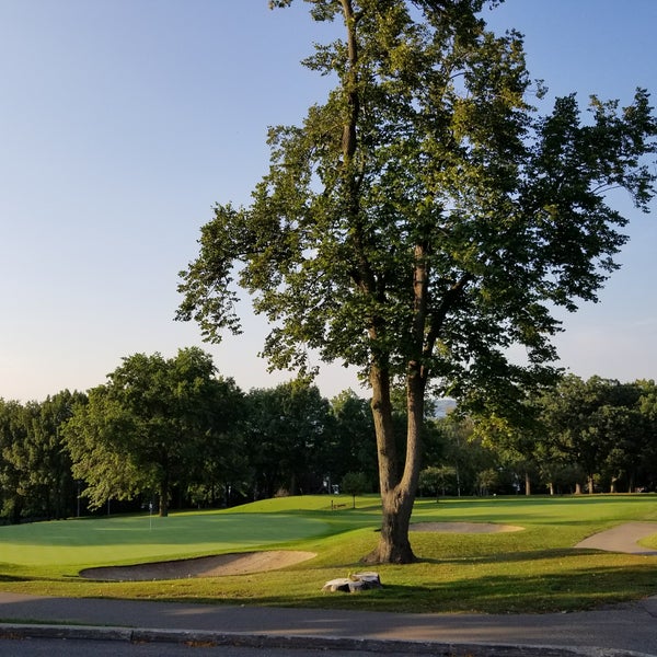 Blackhawk Country Club 3606 Blackhawk Dr