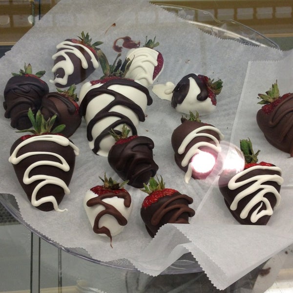 Chocolate Cafe Downtown Indianapolis 20 N Meridian St