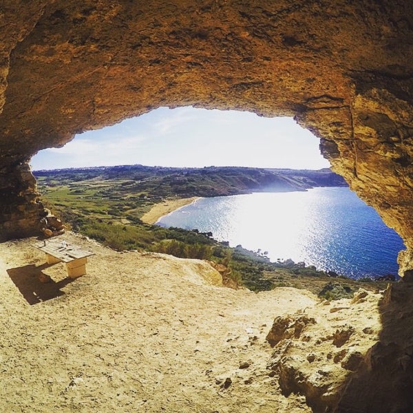 Where's Good? Holiday and vacation recommendations for Comino, Malta. What's good to see, when's good to go and how's best to get there.