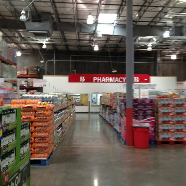 Costco Wholesale Department Store in Westlake Village
