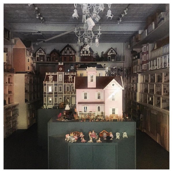 Hobby Store San Diego >> Tiny Dollhouse - Upper East Side - New York, NY Hobby Store San Diego >> Tiny Dollhouse - Upper East Side - New York, NY