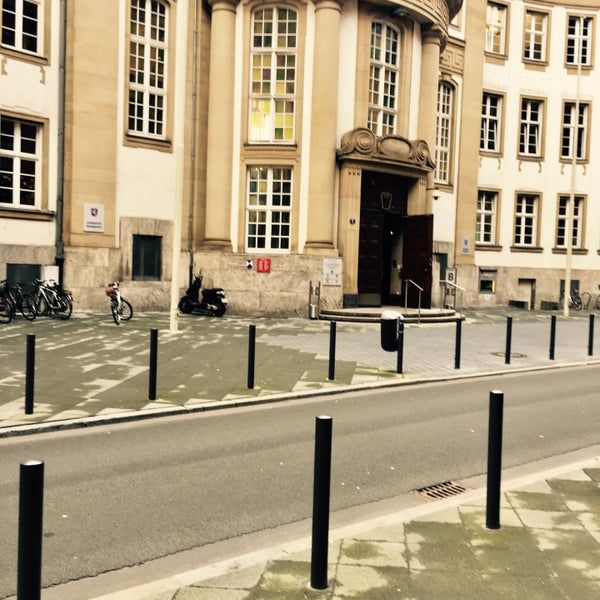 Amtsgericht Frankfurt Innenstadt Gerichtsstr. 1 Amtsgericht Frankfurt Innenstadt Gerichtsstr. 1