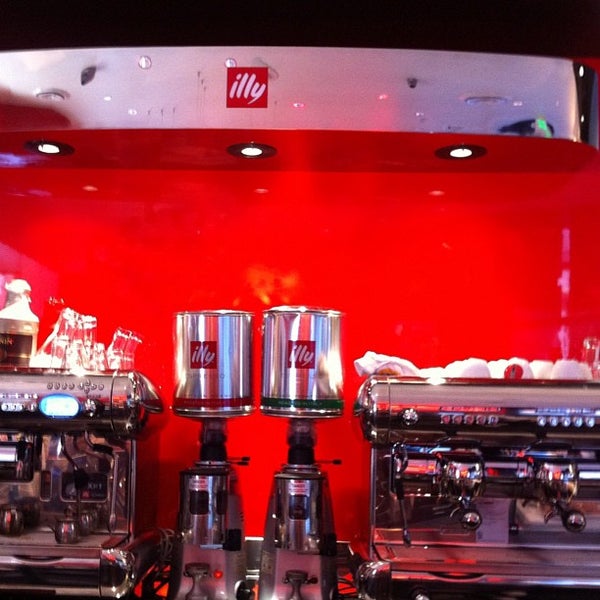 Espressamente Illy Cafe Financial District San Francisco, CA