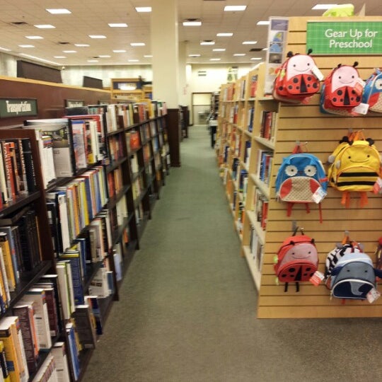 Barnes & Noble La Sierra Riverside, CA
