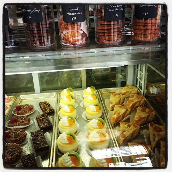 Petite Madeline - Bakery in Downtown Oceanside