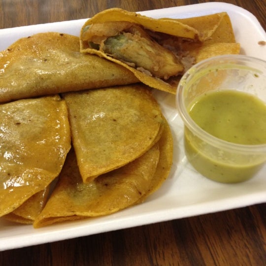 Tacos Don Pancho Av. Famosa