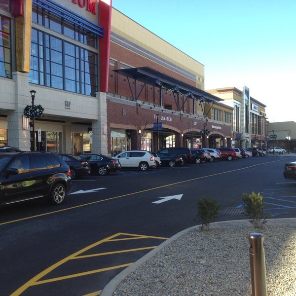 The Shops at Nanuet - Shopping Mall