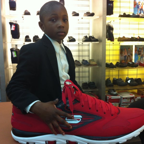Photos At Orva Shoes Now Closed Upper East Side 155 E 86th St Photo Taken At Orva Shoes By Henry On 5 7 2018