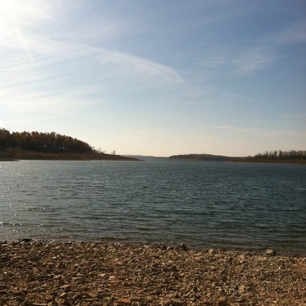 Bull Shoals Lake Yellville, MO