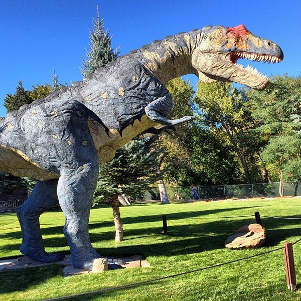 george s eccles dinosaur park