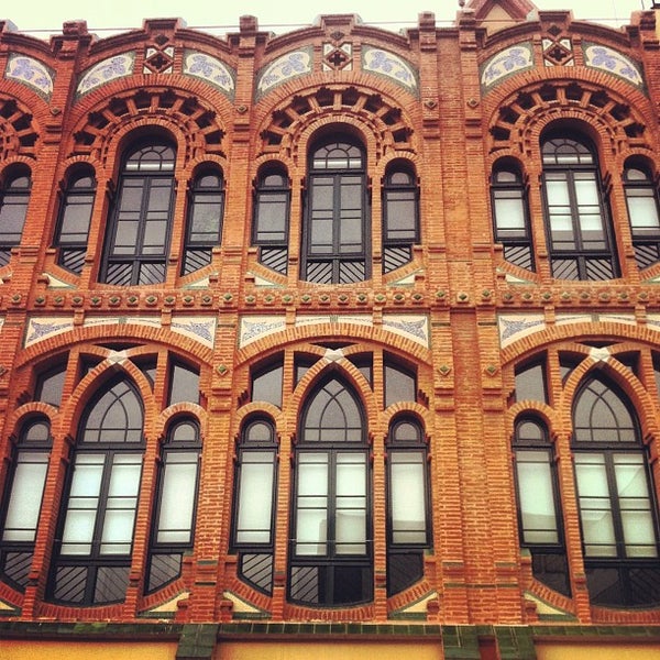 Where's Good? Holiday and vacation recommendations for Barcelona, Spain. What's good to see, when's good to go and how's best to get there.