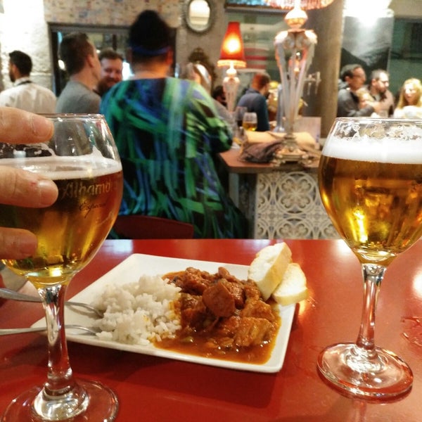 Where's Good? Holiday and vacation recommendations for Granada, Spain. What's good to see, when's good to go and how's best to get there.