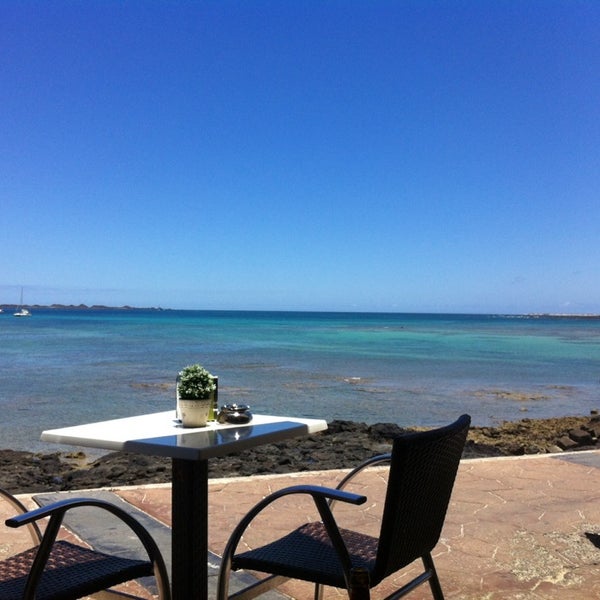 Where's Good? Holiday and vacation recommendations for Fuerteventura, Spain. What's good to see, when's good to go and how's best to get there.