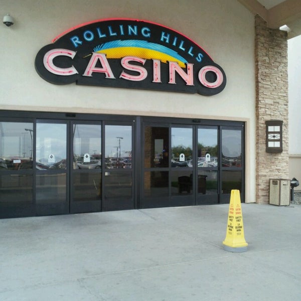 hotels near rolling hills casino