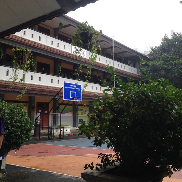 sekolah