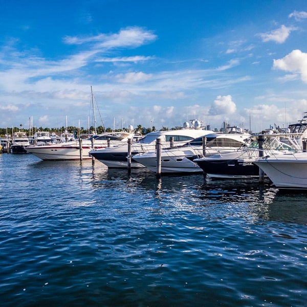 Grove Harbour Marina - Harbor / Marina in Northeast Coconut Grove