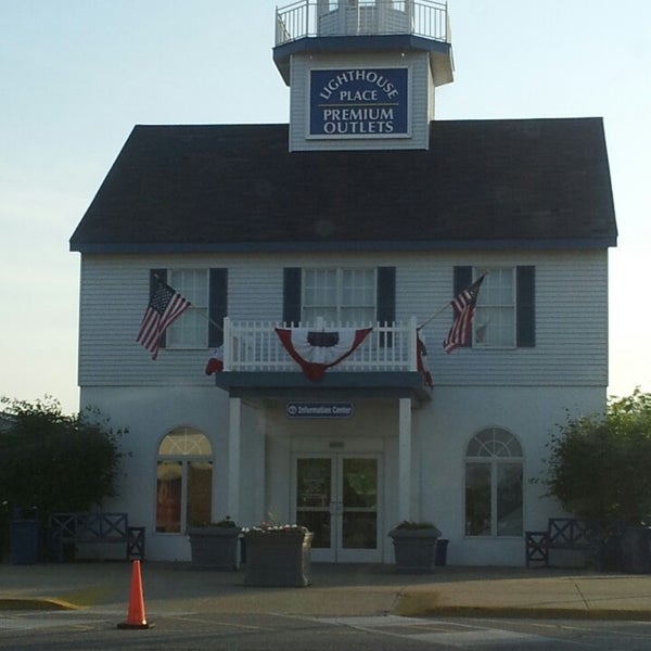Store directory Lighthouse Place Premium Outlets is an outlet center located in Michigan City, Indiana. The center is owned by Premium Outlets, a subsidiary of Simon Property Group, and takes its name from the town in which it is located/5(37).