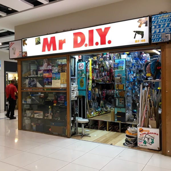 Mr D I Y Hardware Store in Singapore