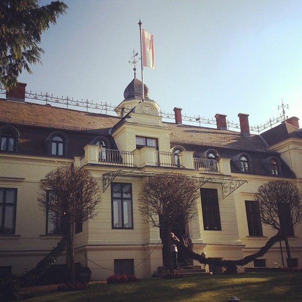 Schloss Britz - Palace in Britz