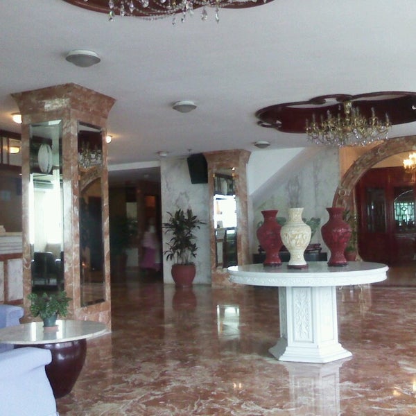 Aberdeen Court Poblacion 3 tips from 736 visitors