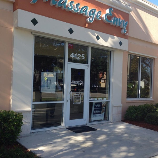 Mom fucks son in hotel room Massage envy boca raton reviews