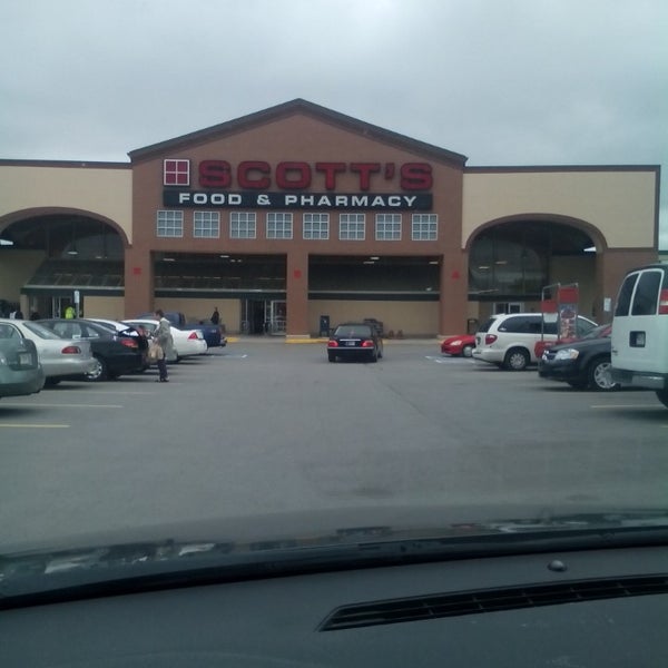 Kroger 4120 N Clinton St