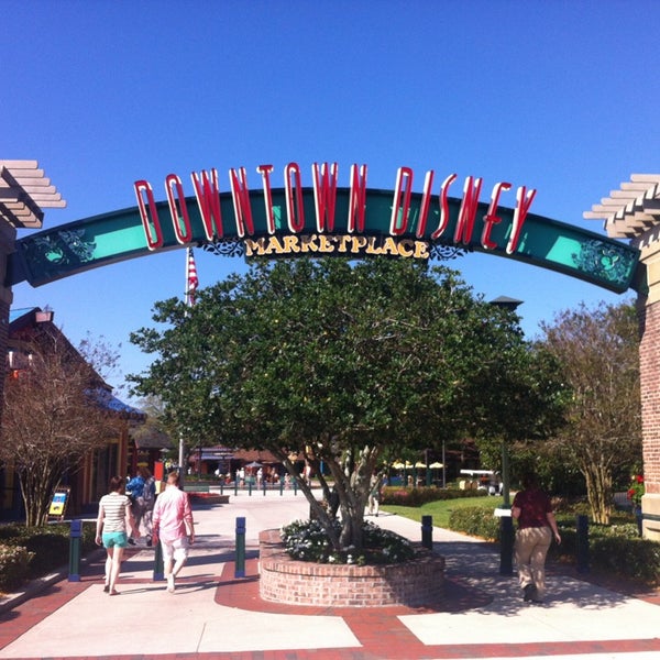 Disney Springs Marketplace 1490 E Buena Vista Dr