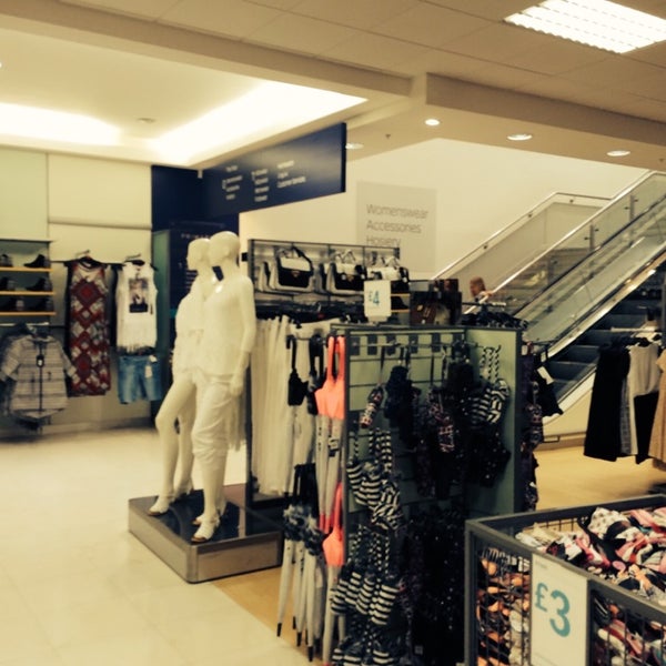 Primark - Clothing Store in Sutton