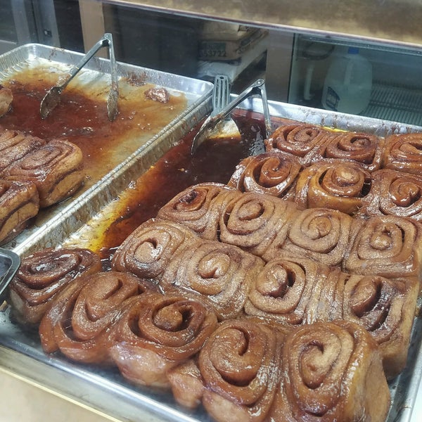 Cinnamon Roll Fair Kīhei, HI