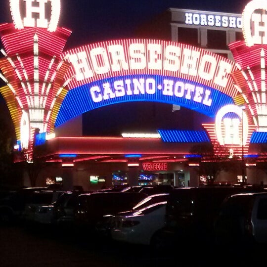 what time do the horseshoe casino close