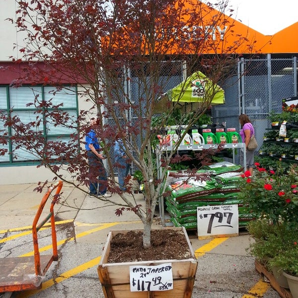 Photos at The Home Depot - Oakbrook Terrace, IL