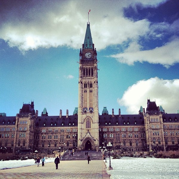 Parliament of Canada Centre Block Byward MarketParliament Hill