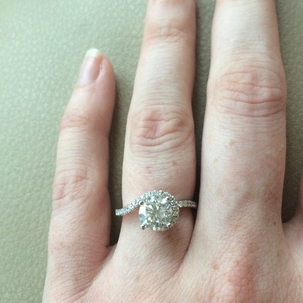 Shane Co. Jewelry Store in Hopkins