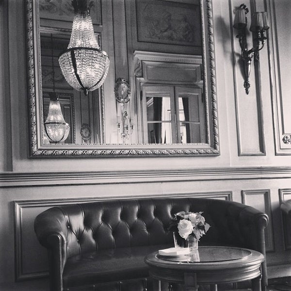 Automobile Club de France Social Club in Paris