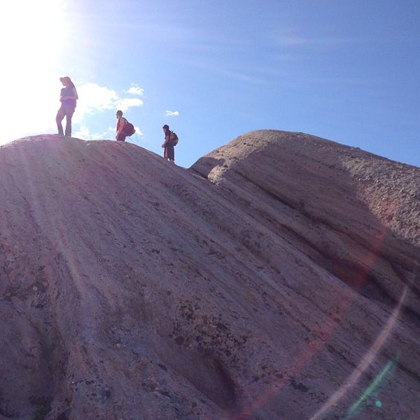 Devil's Punchbowl Trail