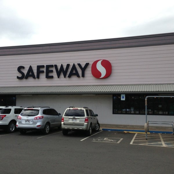 Safeway Grocery Store in Kapaa