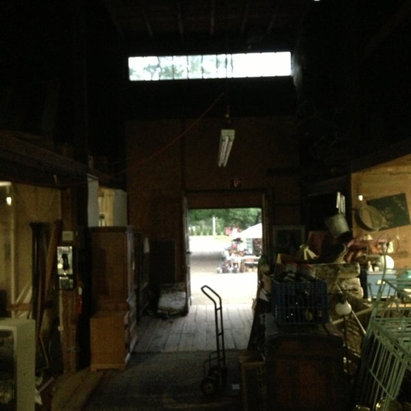 Todd Farm Antiques & Flea Market Antique Shop in Rowley