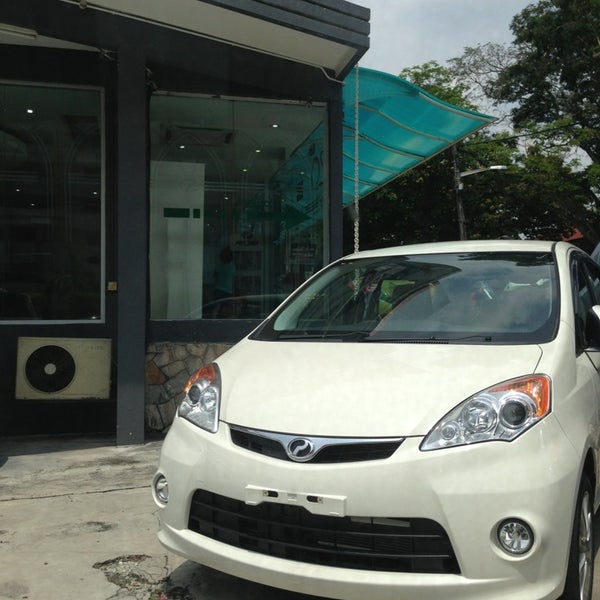 Perodua Azyan Auto Sdn Bhd - Petaling Jayaのオフィス