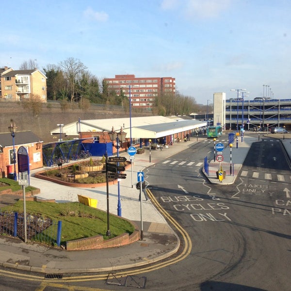 High Railway Station (HWY) Amersham Hill