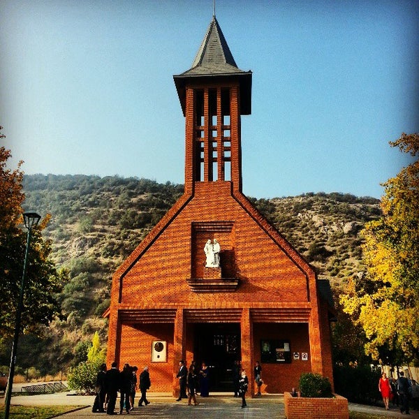 Iglesia Las Pataguas Lo Barnechea La Dehesa, Metropolitana de Santiago de Chile