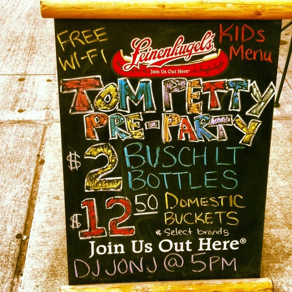 Back Stage Bar & Grill Downtown Evansville 524 Main St