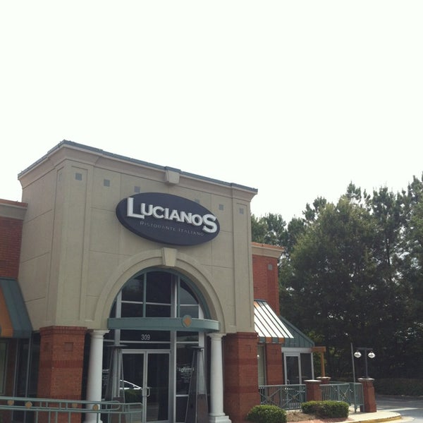 Luciano's Ristorante Italian Restaurant in Duluth