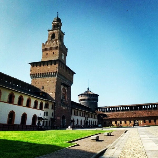 Where's Good? Holiday and vacation recommendations for Milan, Italy. What's good to see, when's good to go and how's best to get there.