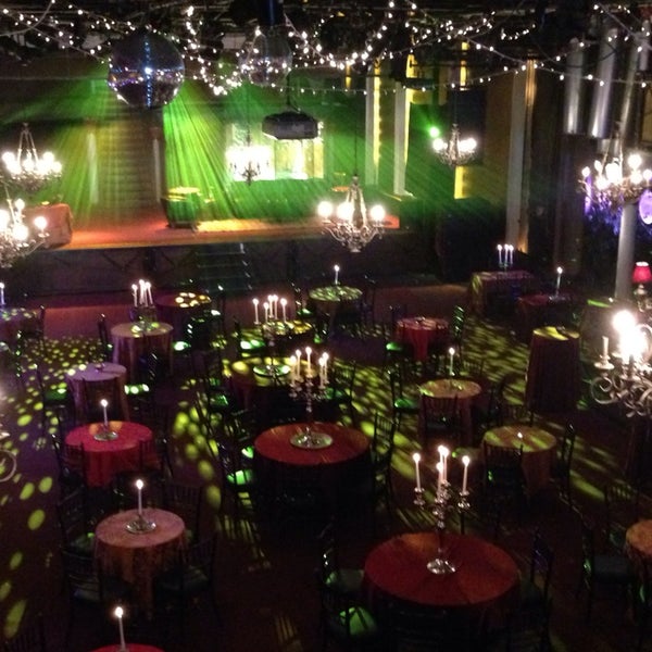 Varsity Theater & Cafe des Artistes Music Venue in Dinkytown