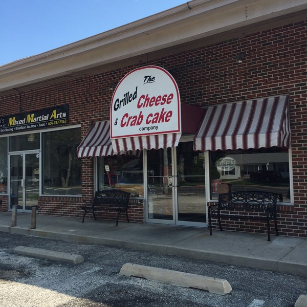 The Grilled Cheese &amp; Crab Cake Co. Seafood Restaurant in