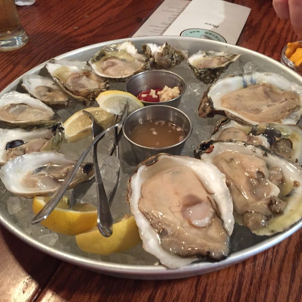 Hank's Oyster Bar Capitol Hill 633 Pennsylvania Ave SE