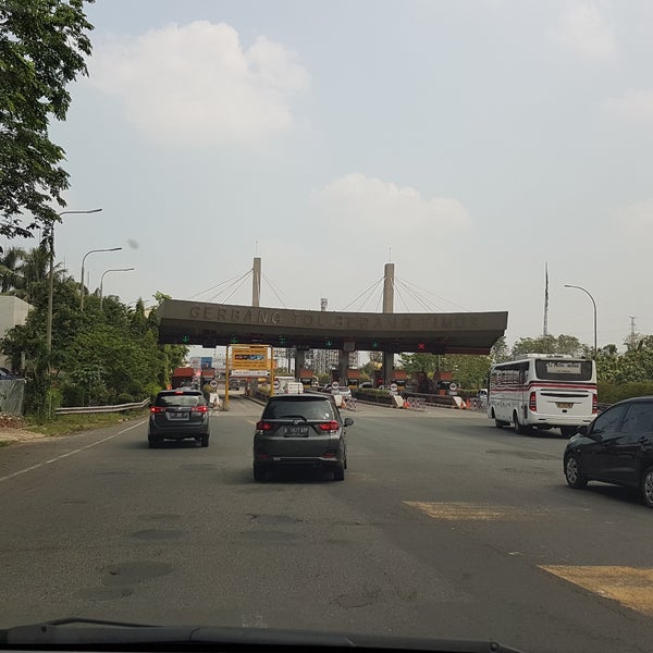 Gerbang Tol  Serang  Timur  Serang  Banten