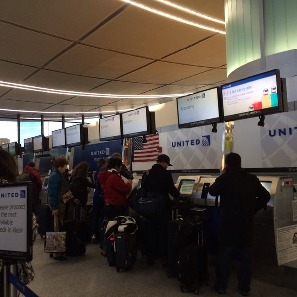 United Ticket Counter Airport in Boston