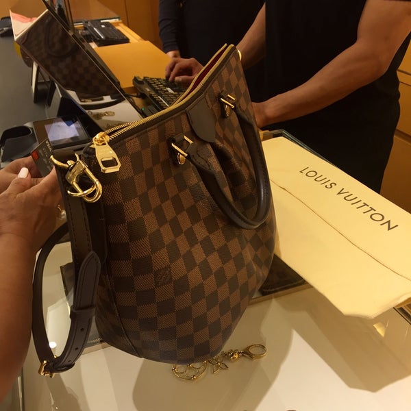 Louis Vuitton Roseville Galleria Mall | Confederated Tribes of the Umatilla Indian Reservation