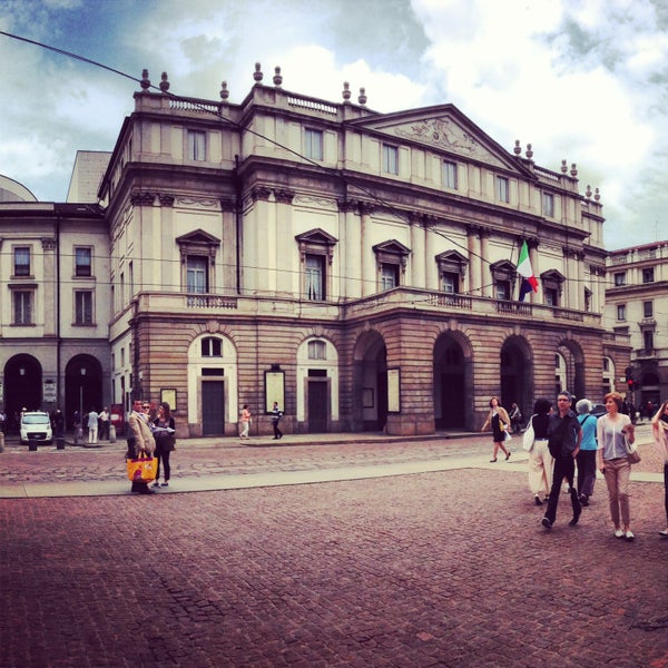 Where's Good? Holiday and vacation recommendations for Milan, Italy. What's good to see, when's good to go and how's best to get there.